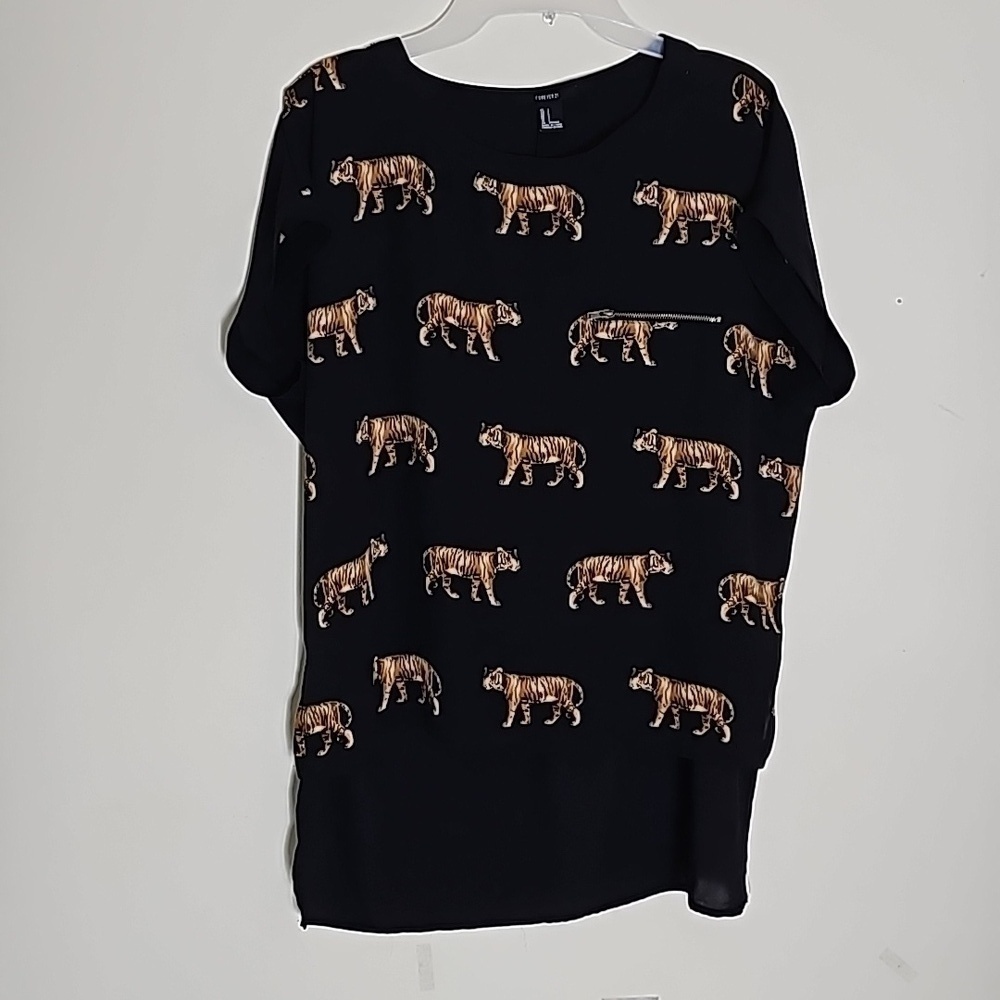 Forever 21 Tiger Print Top Size S Oversized Sleeveless